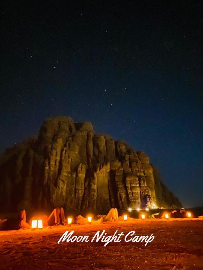 Moon Night Camp Hotel Wadi Rum Bagian luar foto