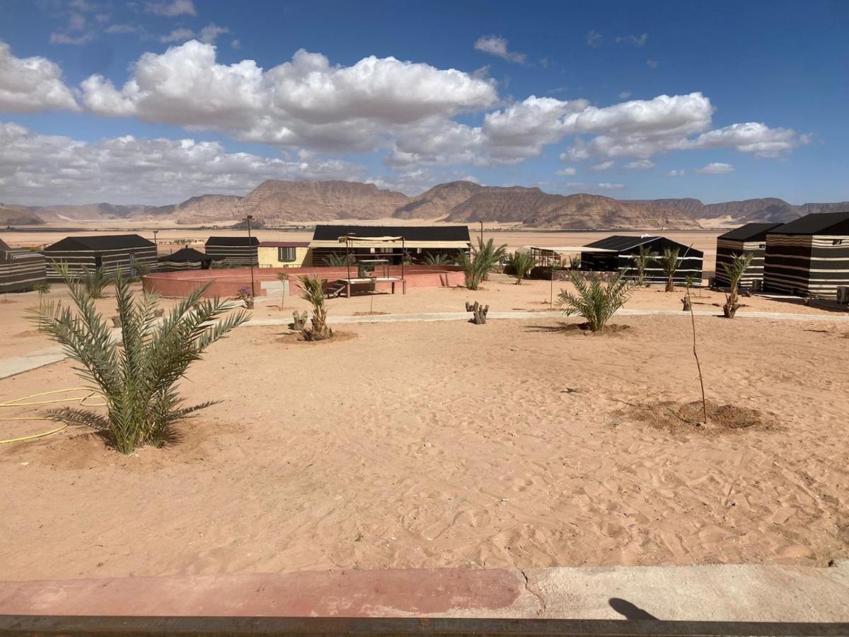 Moon Night Camp Hotel Wadi Rum Bagian luar foto