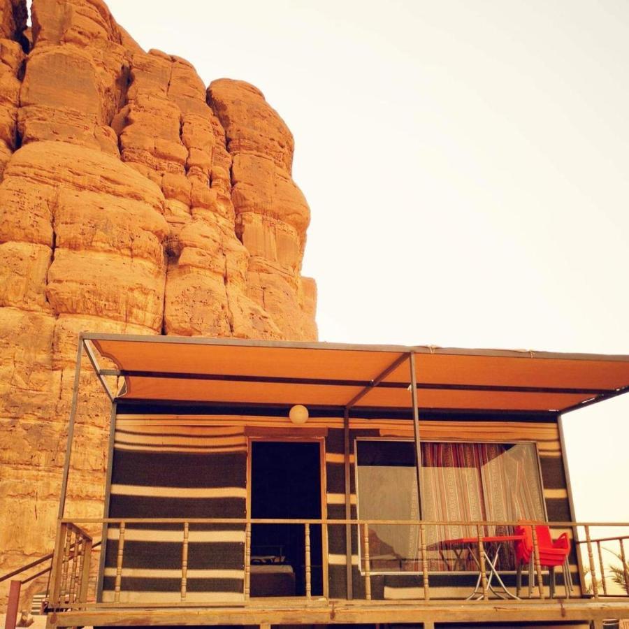 Moon Night Camp Hotel Wadi Rum Bagian luar foto