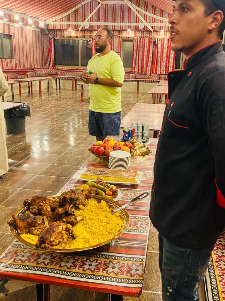 Moon Night Camp Hotel Wadi Rum Bagian luar foto