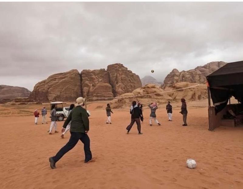 Moon Night Camp Hotel Wadi Rum Bagian luar foto
