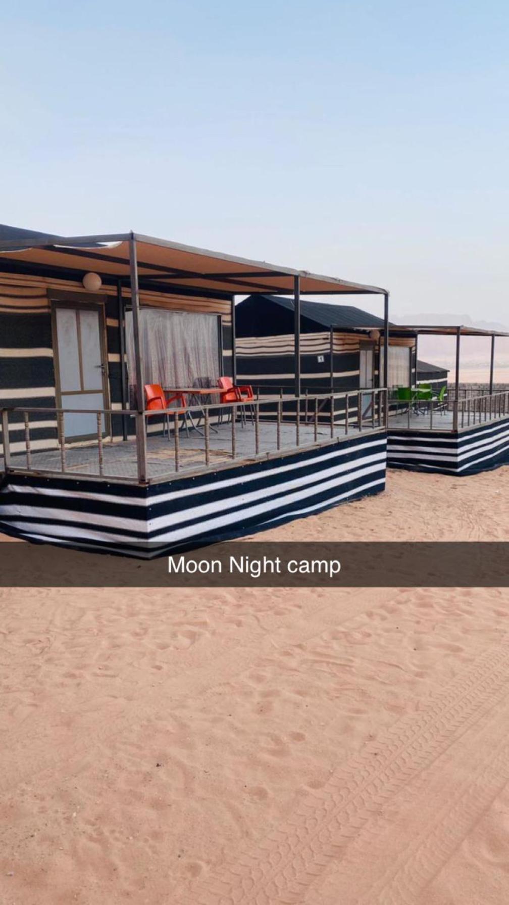 Moon Night Camp Hotel Wadi Rum Bagian luar foto